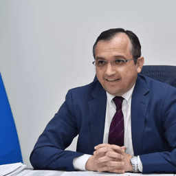Е.П. Гайрат Фазилов
